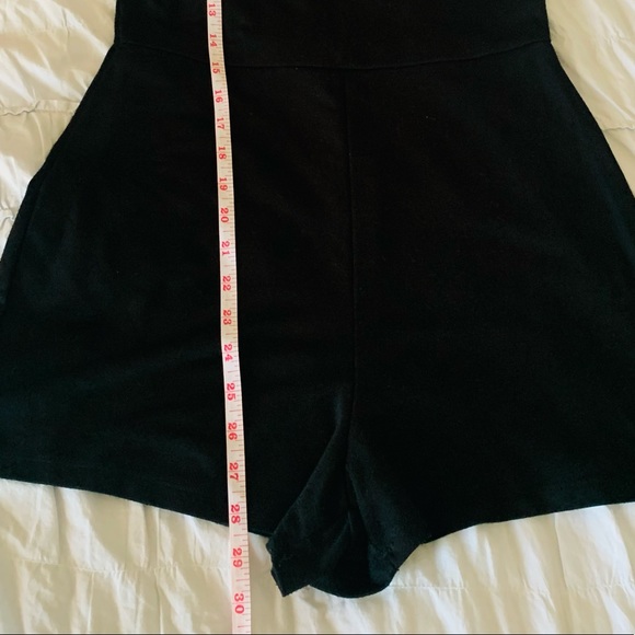 Black Sleeveless Romper - Picture 5 of 5